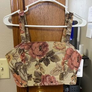 ROMWE Rose Tapestry Crop Top